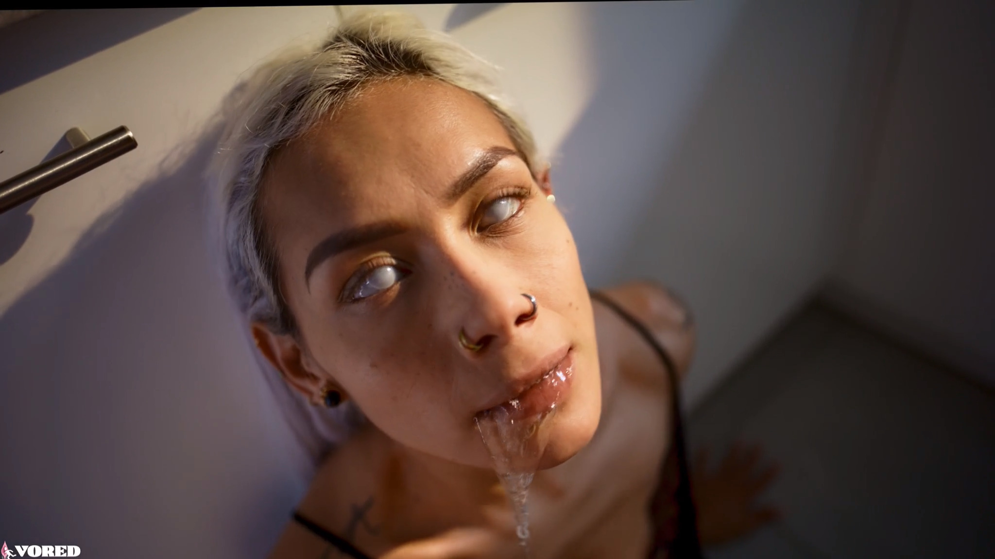 Latina got her body back by devouring the poltergeist with her pussy